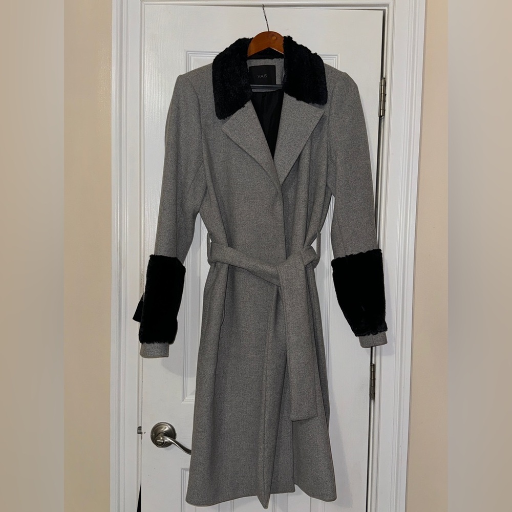 Y.A.S Belted Faux Fur Grey Trim Wool Coat with Black Twead